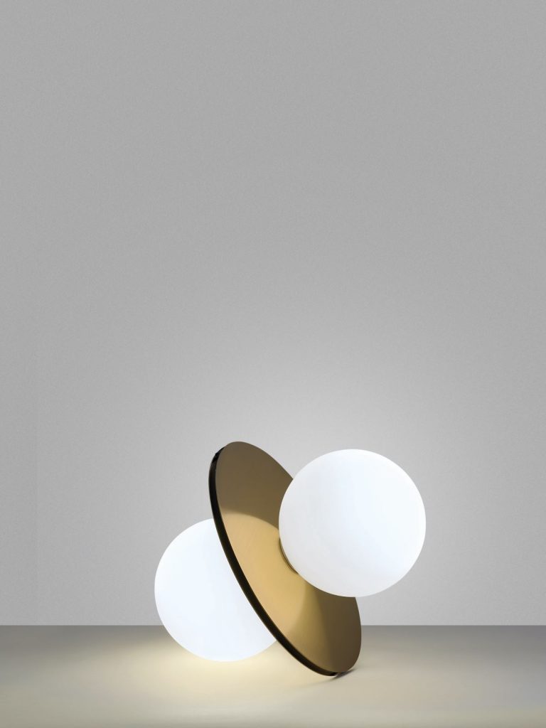 Twins, la scultura di luce “binaria” di Firmamento Milano