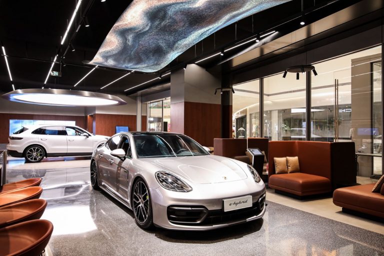 UNStudio e laCividina insieme per il nuovo Porsche Studio in Cina