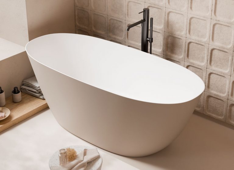 Alice conquista il bagno con sette nuovi modelli di vasche colorate