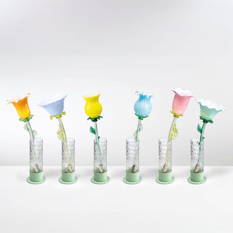 Fiori fiabeschi di Murano: la collezione Flowers in Wonderland di Alessandra Baldereschi per Multiforme