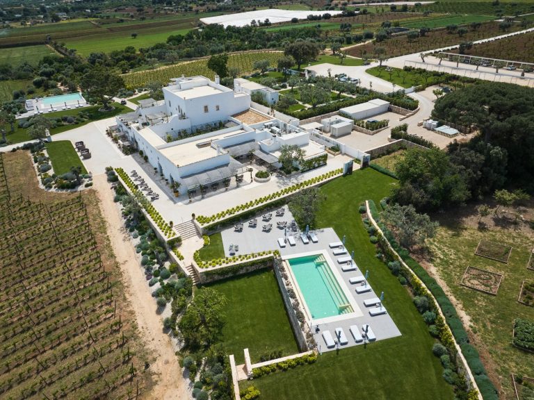 Dal Roots’ Design alla Masseria AuraTerrae: Bepi Povia e l’anima della Puglia