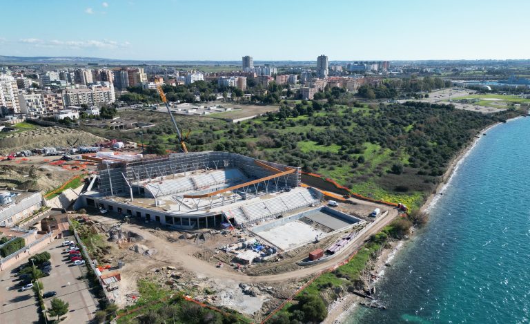 Lo Stadio del Nuoto di Taranto prende forma in vista dei Giochi del Mediterraneo 2026