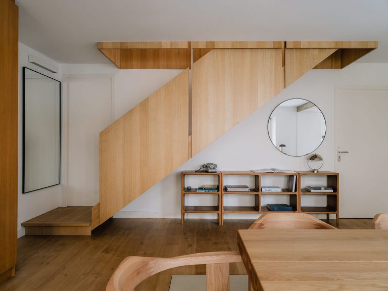 La casa del tempo ritrovato: in Borgogna il restauro poetico firmato Atelier FCA