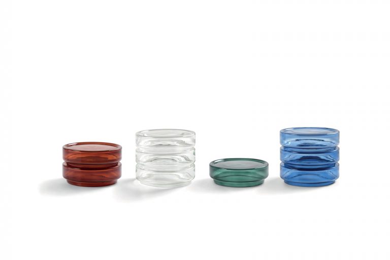Tavolini Stack di Billiani: trasparenze e materia tra vetro e ceramica