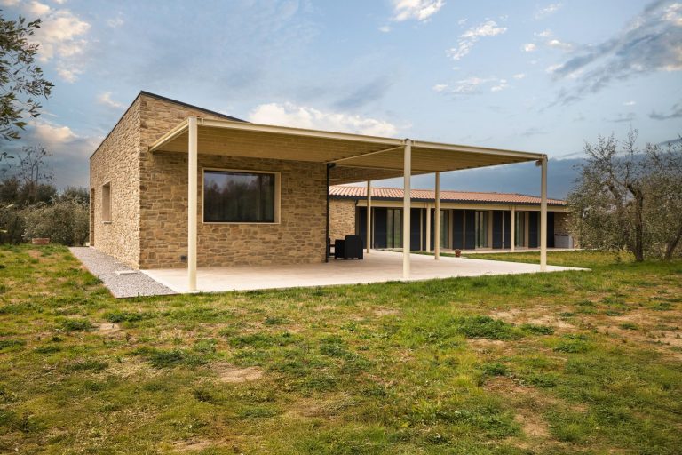 Relazioni Privilegiate: un dialogo tra architettura contemporanea e paesaggio toscano